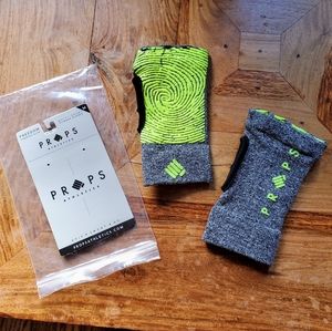 Like New Props Athletics Freedom Compression Gloves M